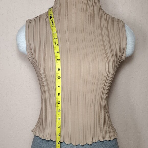 Gold Mock Neck Crinkled Blouse - Picture 7 of 8